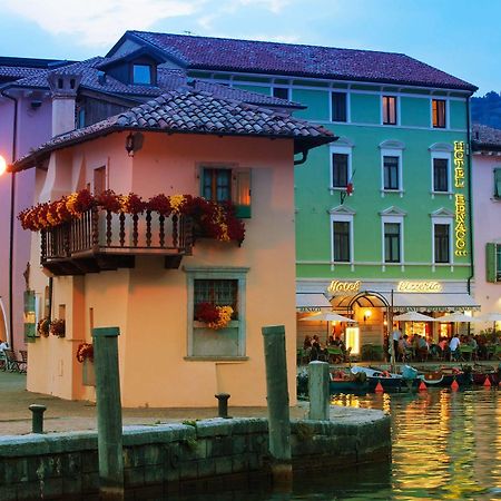 Hotel Benaco Torbole Sul Garda Exteriör bild